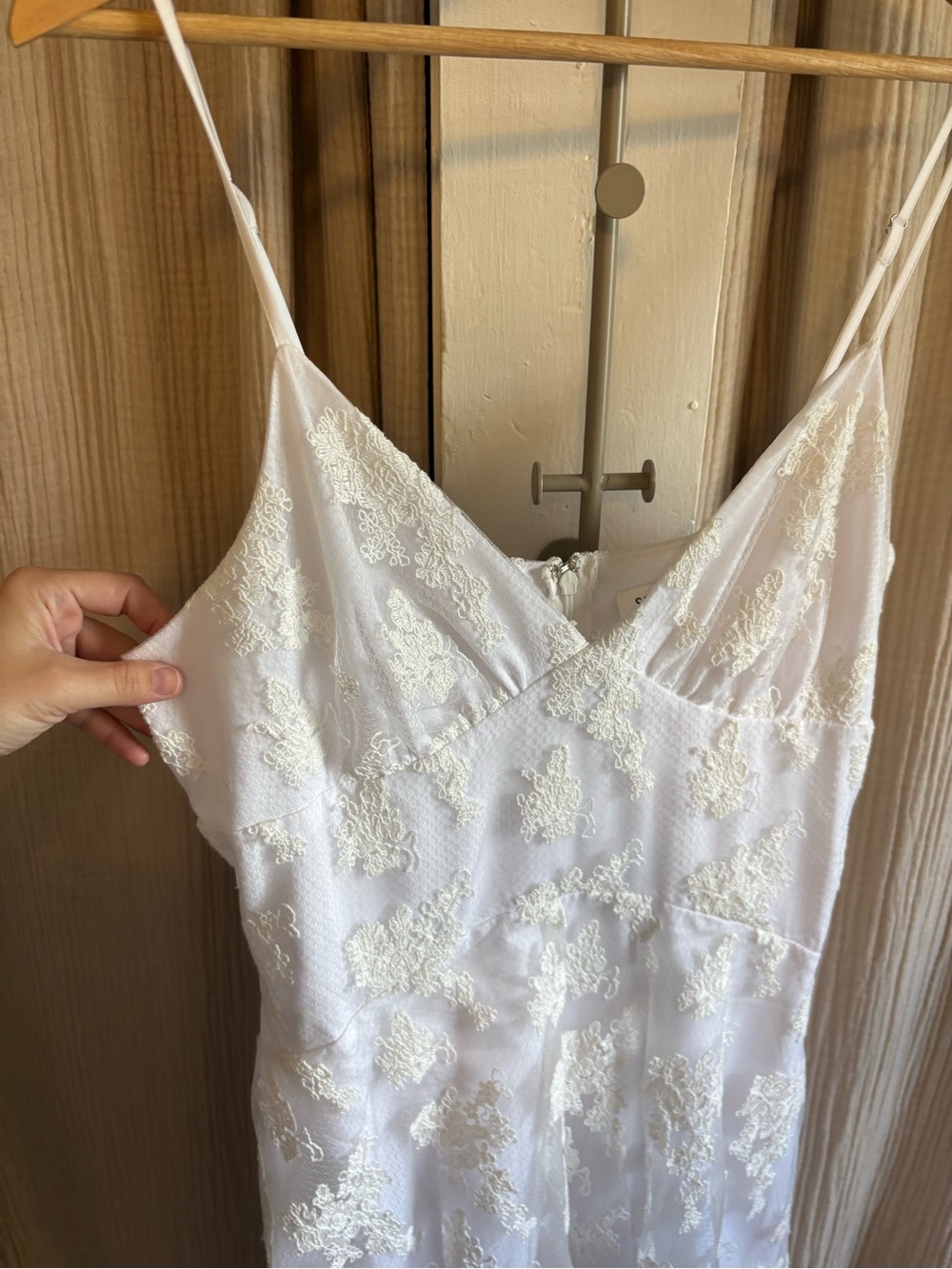 New Storia Lace Handkerchief Hem Midi Dress- Large - Picture 4 of 13
